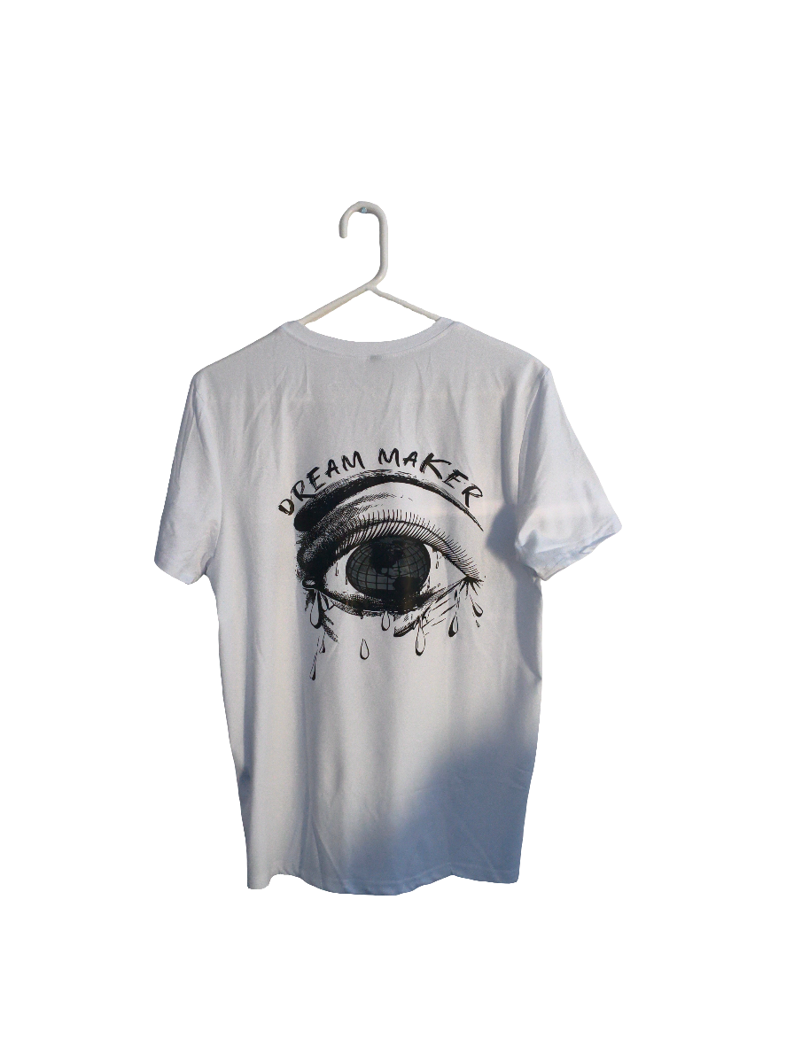 White t-shirt